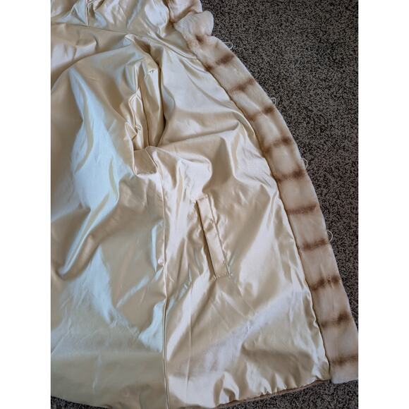 Dennis Basso Reversible Faux Mink Coat w/ Sable-Inspired Trim – Size L - Picture 12 of 16